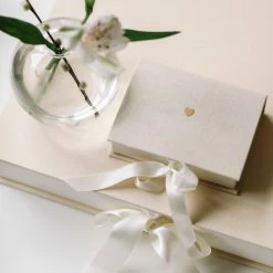 Boxes Bookbinders Design - Box - A6 + Silk Ribbon - Ivory