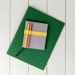 Bookbinders Design - 2022 Diary - Hardcover - Regular - Lilac Diaries