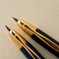Fountain Pens Pilot - Fountain Pen - Capless - Black (Gold Trim)