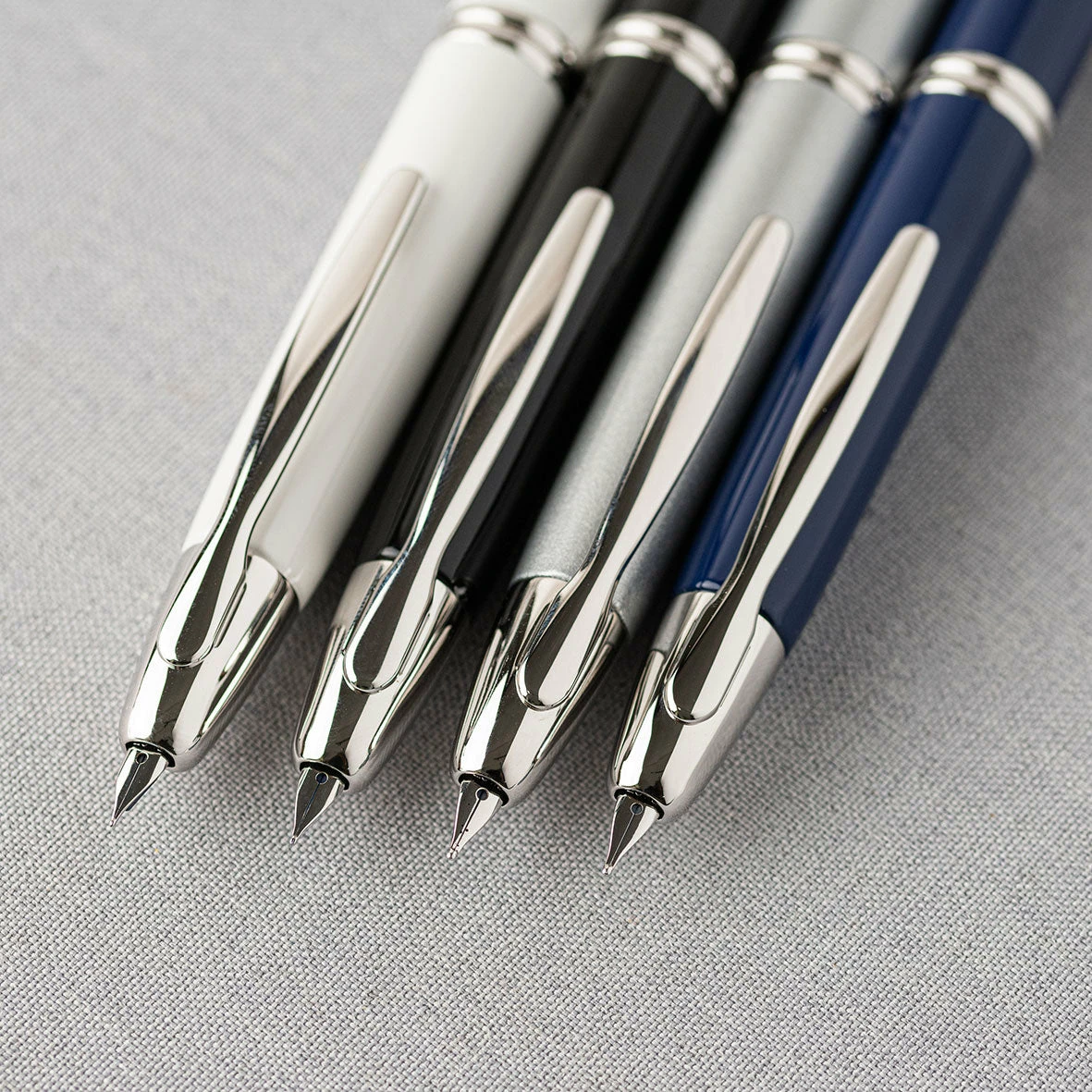 New π Pilot - Fountain Pen - Capless - Silver (Silver Trim) Fountain Pens 𧨠5 Pilot - Fountain Pen - Capless - Silver (Silver Trim) Fountain Pens