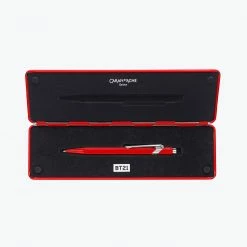 Ballpoint Pens Caran D'Ache - Ballpoint Pen - 849 Bar - Caran D'Ache + LINE FRIENDS (Red)