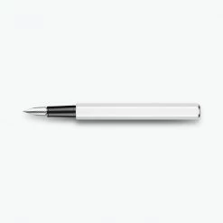 Fountain Pens Caran D'Ache - Fountain Pen - 849 Classic - White