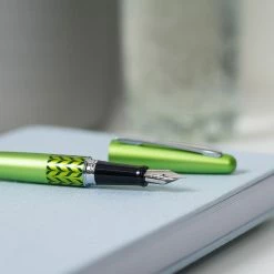 Fountain Pens Pilot - Fountain Pen - Metropolitan (MR3) - Light Green (Marble)