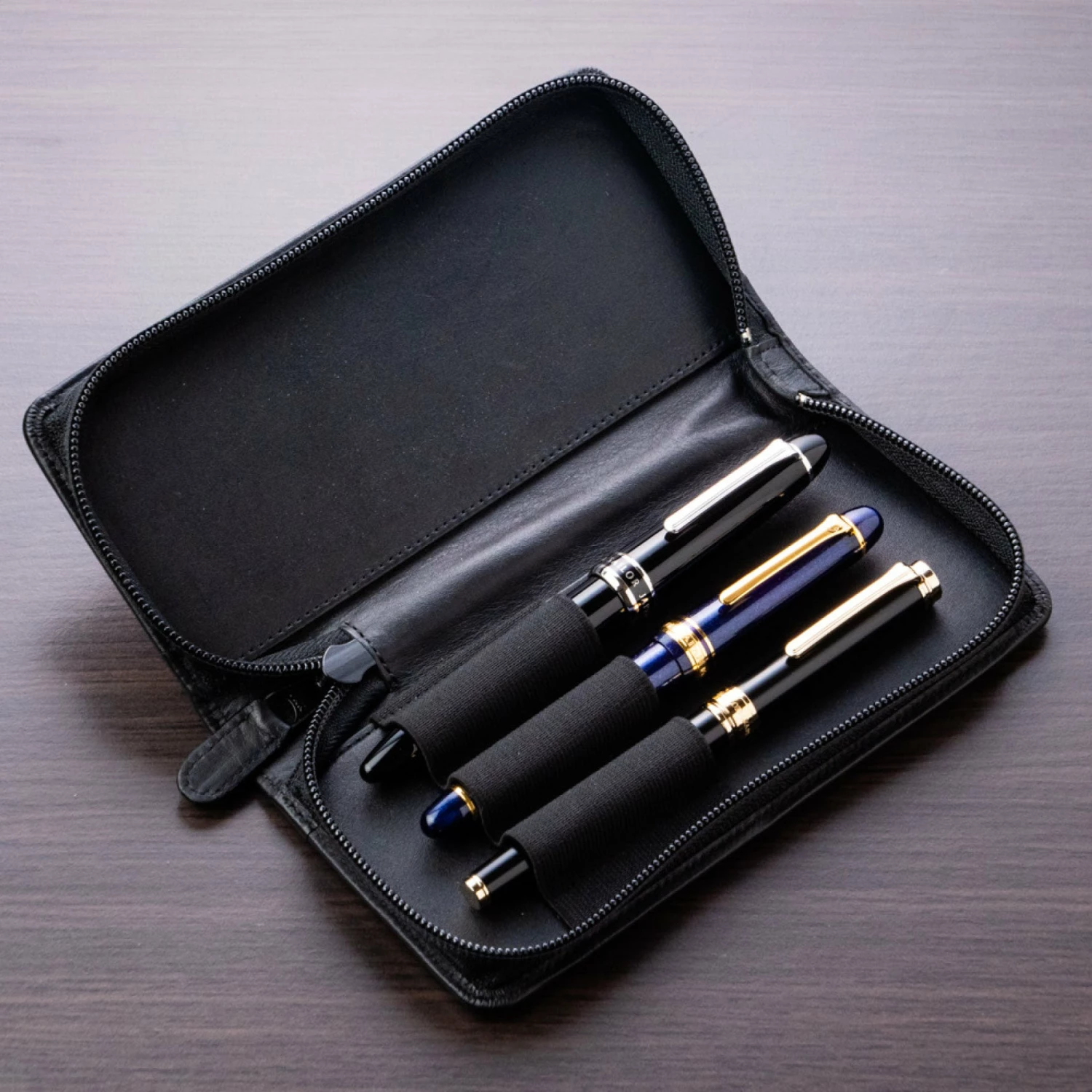 Wholesale π Sailor - Pen Case - Leather - 3 Slot - Black Pen & Pencil Cases π 5 Sailor - Pen Case - Leather - 3 Slot - Black Pen & Pencil Cases